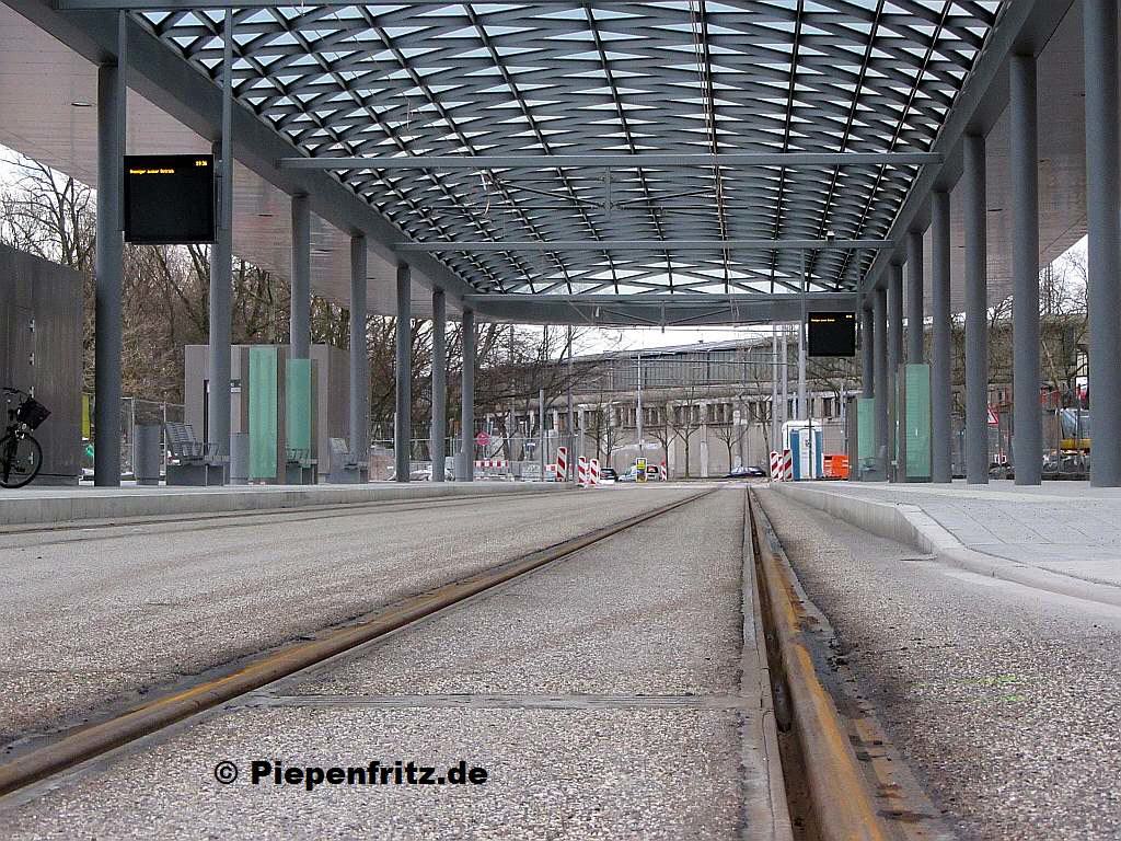 So gerade sind neue Schienen.